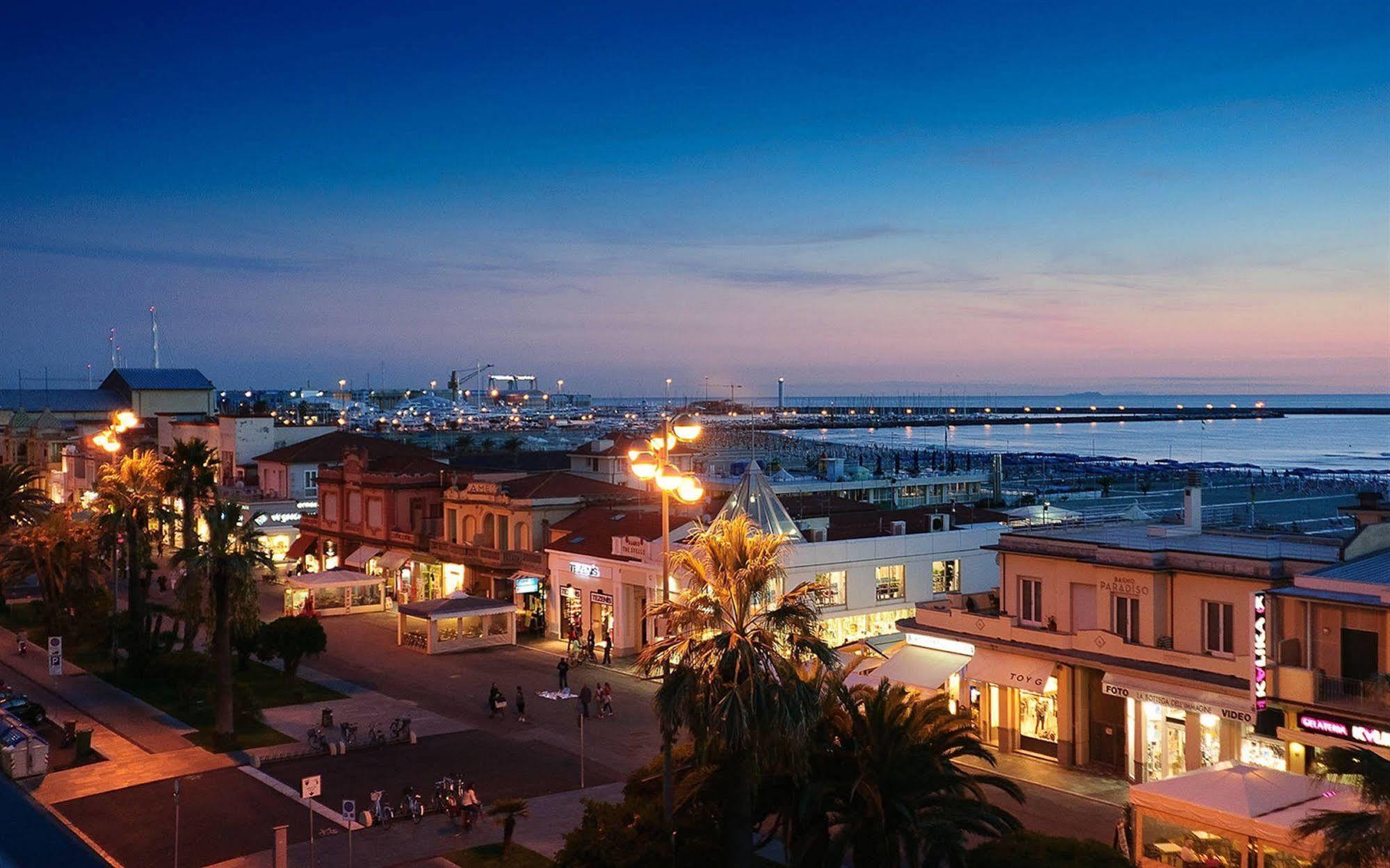 Hotel Viareggio Exterior foto